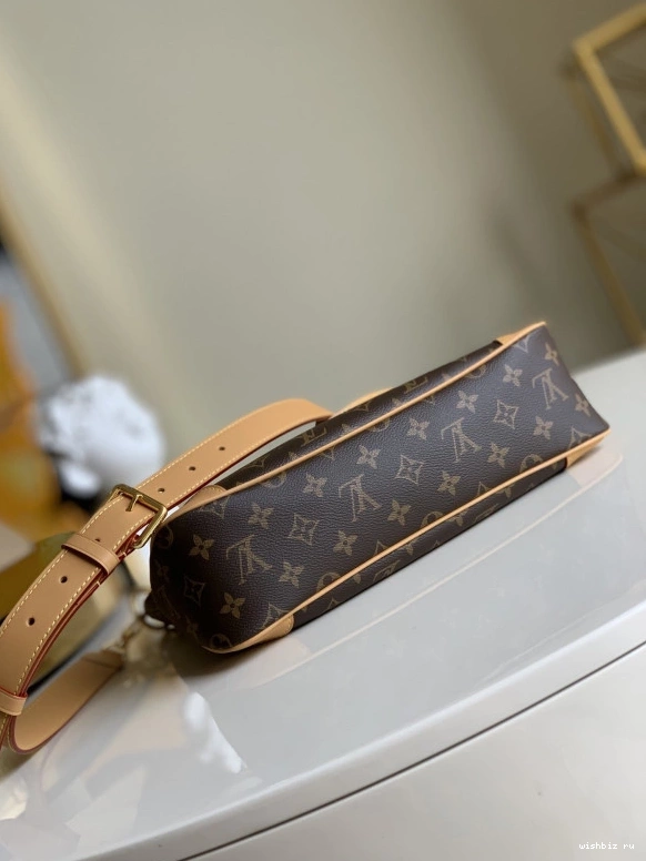WIS MM LOUIS ODÉON VUITTON 0203